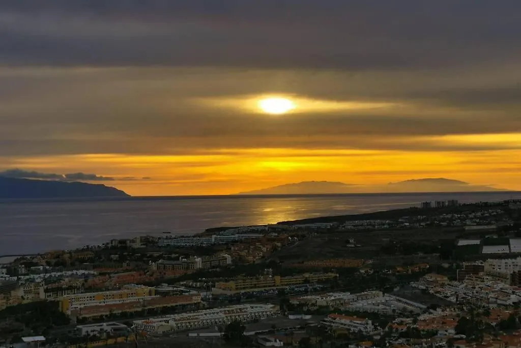 Apartment Ferienwohnung The Sunset, Torviscas Alto, Se Alquila Apartamento Costa Adeje  Spanien