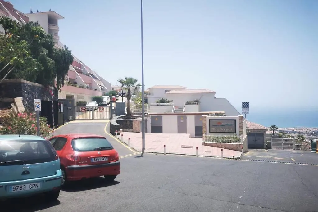 The Sunset, Torviscas Alto, Se Alquila Apartamentoの連絡先